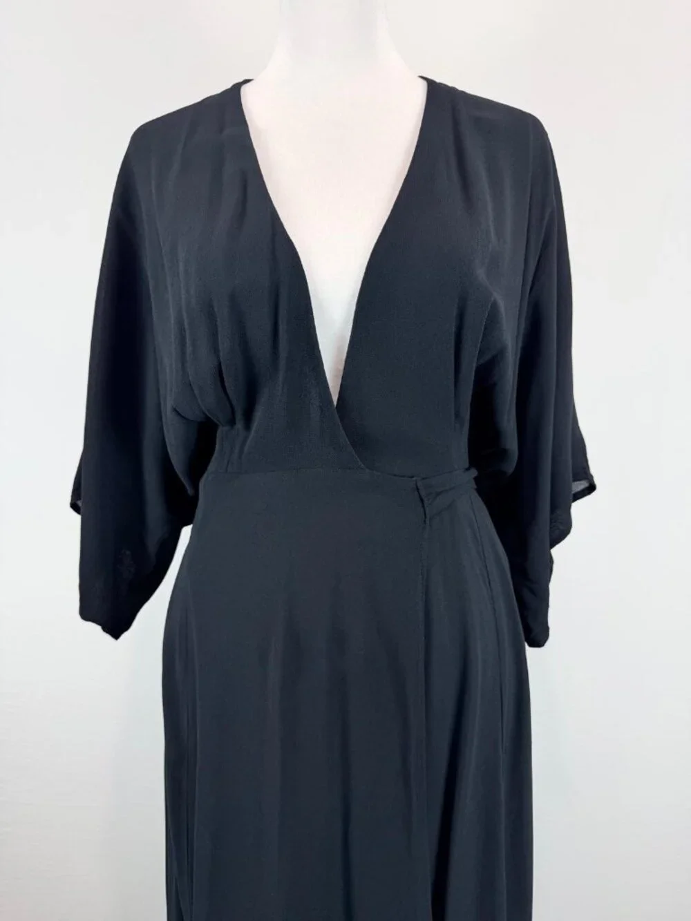 Women's Black Maxi Wrap Dress Size L Kimono Sleeve Deep V Neck Boho Elegant - Picture 12 of 16